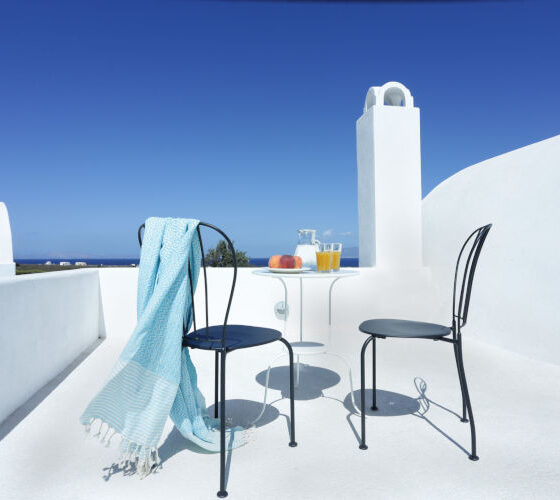 Villa-Cinderella-Santorini-by-UpGreat-Hospitality-veranda